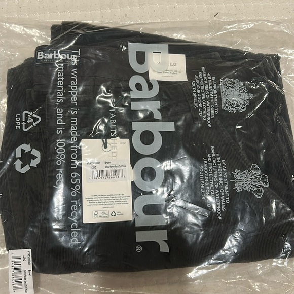 Selling these brand new unopened Barbour Nueston Moleskin trousers.